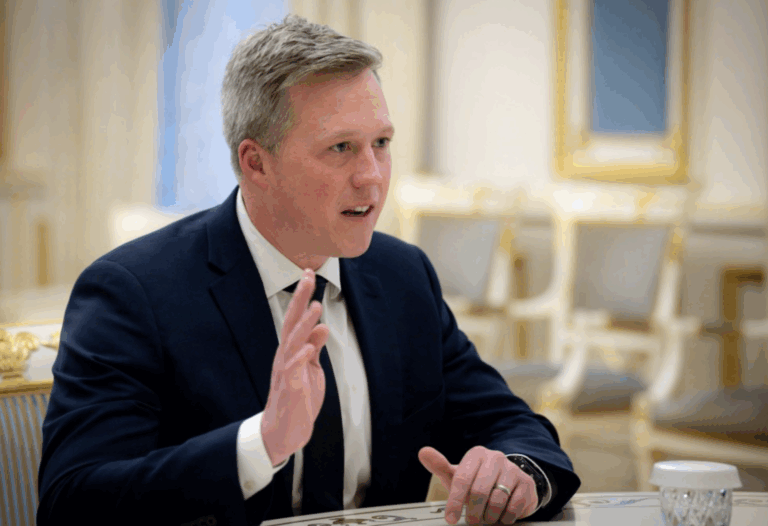 Міністр армії США попередив Україну про неминучу поразку, – NBC News
